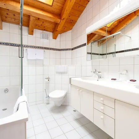Grindelwalderhof 3*
